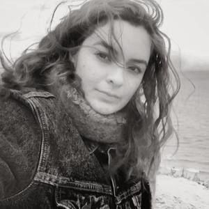 Meet your Posher, Veronica